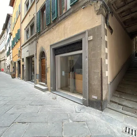 La E Bella